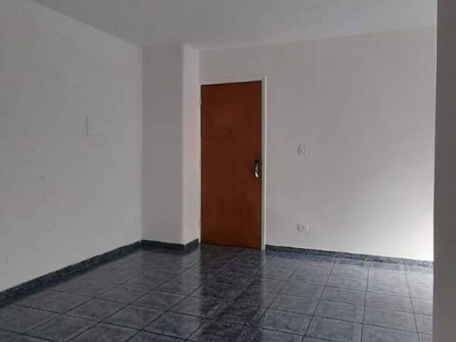 #1994 - Apartamento para Venda em São Paulo - SP - 2