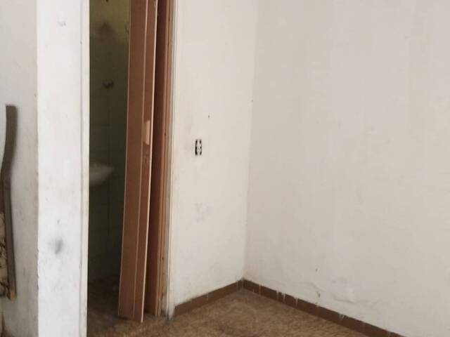  em  - 
