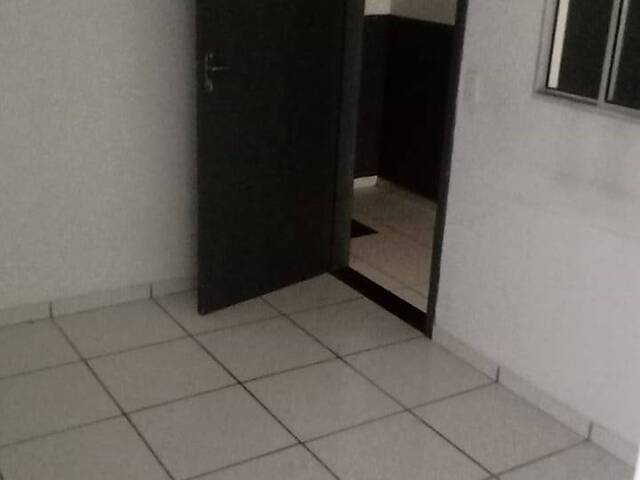  em  - 
