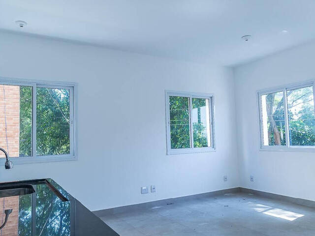 #3824 - Kitnet para Locação em São Paulo - SP - 2