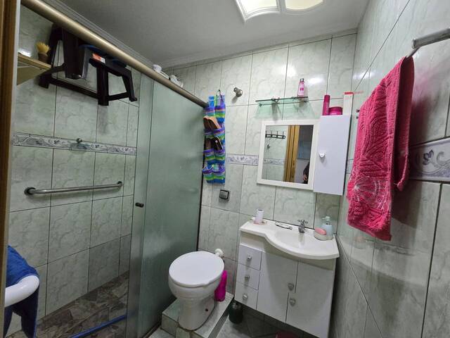 Sobrado para Venda em Diadema - 2